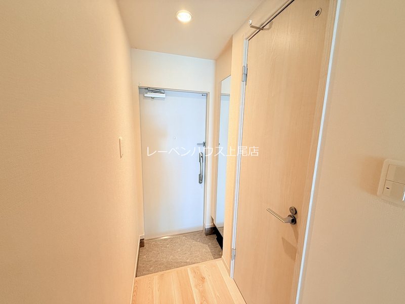 玄関　※同まどり別部屋参考写真