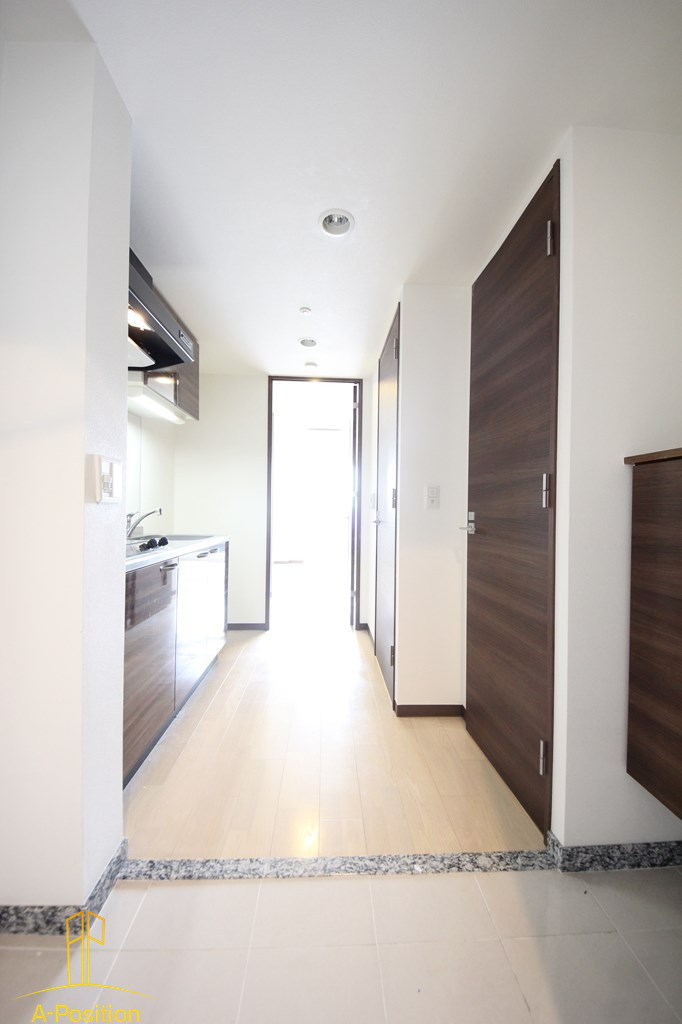 玄関　レジュールアッシュ梅田北