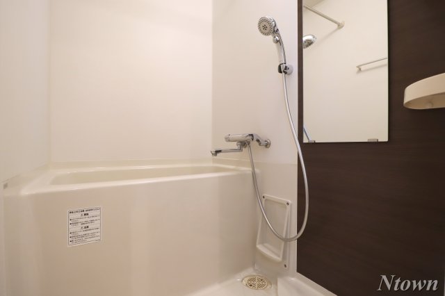 バス・シャワールーム　きれいなお風呂です