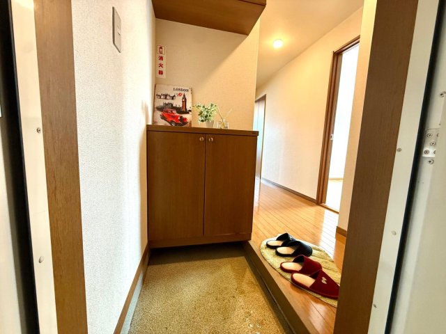 玄関　シューズボックスも完備。