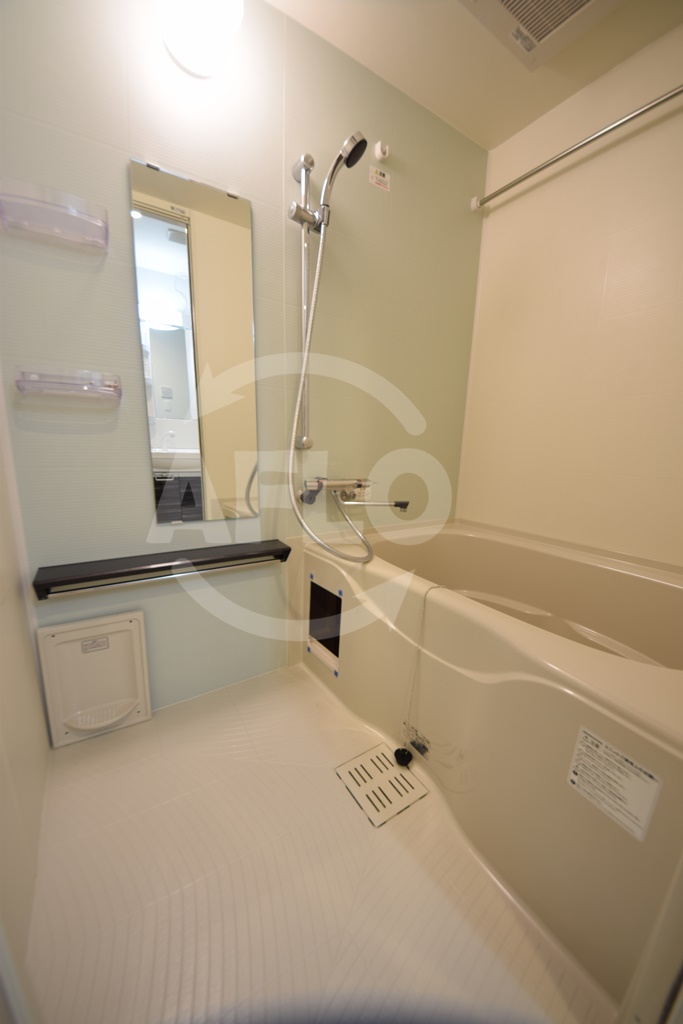 バス・シャワールーム　セオリー難波パレ　風呂