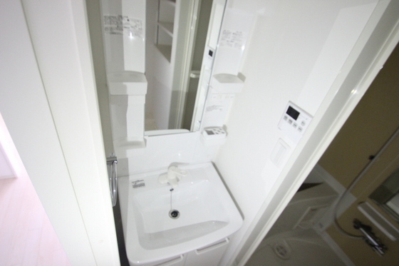 洗面設備　※別部屋の写真です