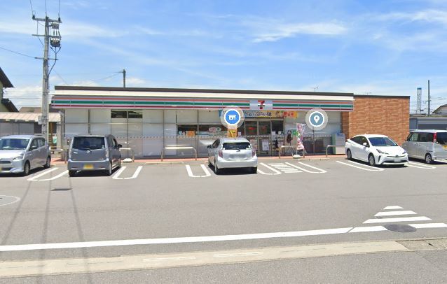 コンビニ　セブンイレブン（コンビニ）まで3250m