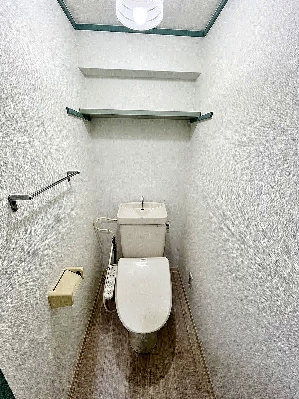 トイレ　★温水洗浄便座★