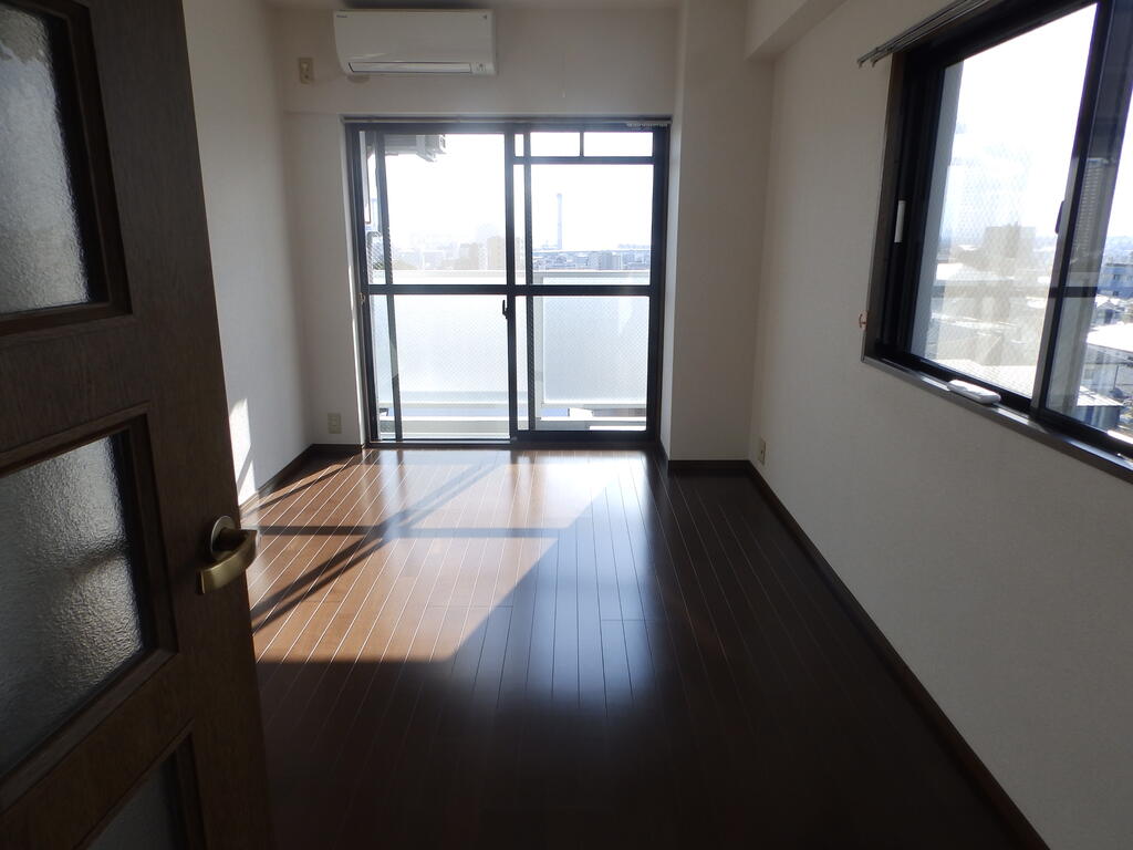 居室・リビング　角部屋