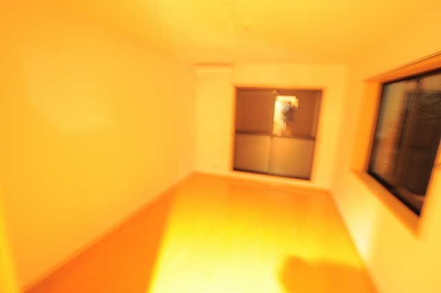 居室・リビング　※別部屋参考写真です