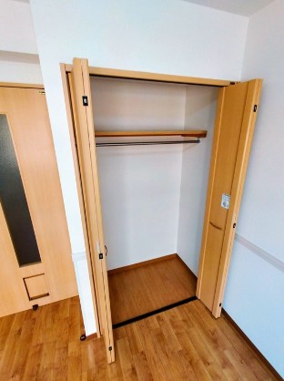 収納　別部屋参考写真となります