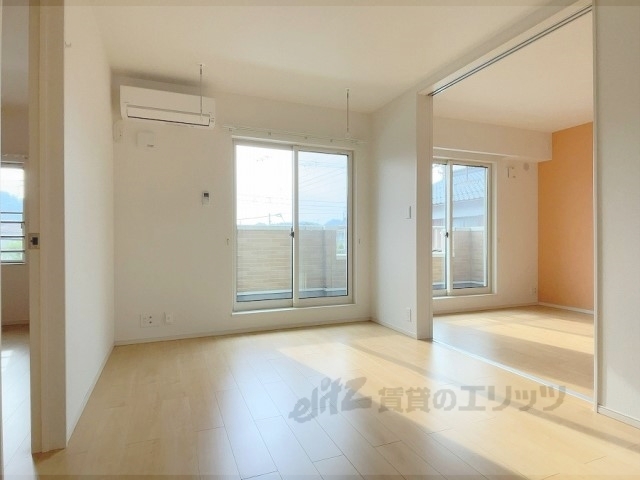 居室・リビング　リビング