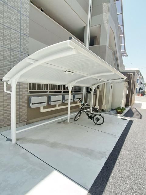 その他共有部分　♪屋根付き駐輪場♪