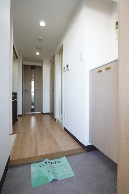 玄関　明るい玄関です