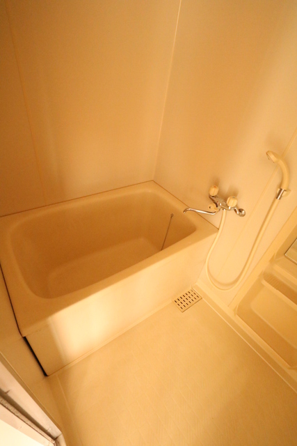 バス・シャワールーム　バス・トイレ別♪