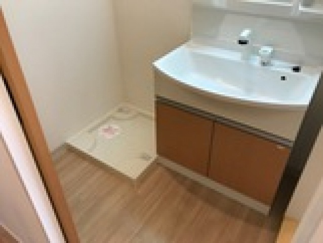 洗面設備　写真は参考写真です。現況を優先してください。