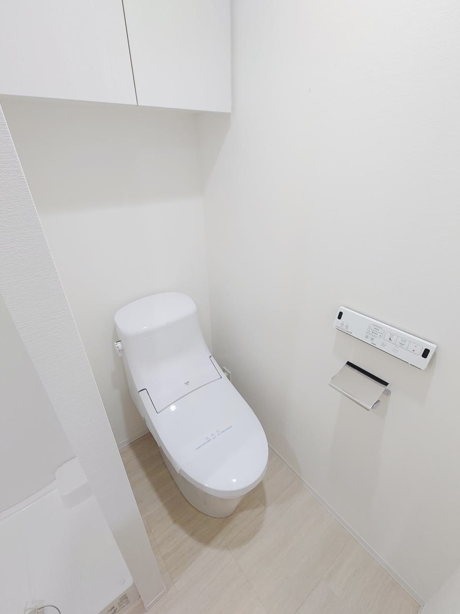 トイレ　トイレ