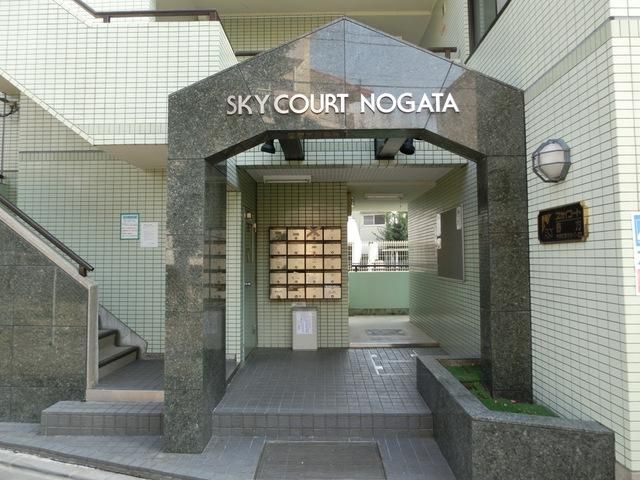 エントランス　エントランス