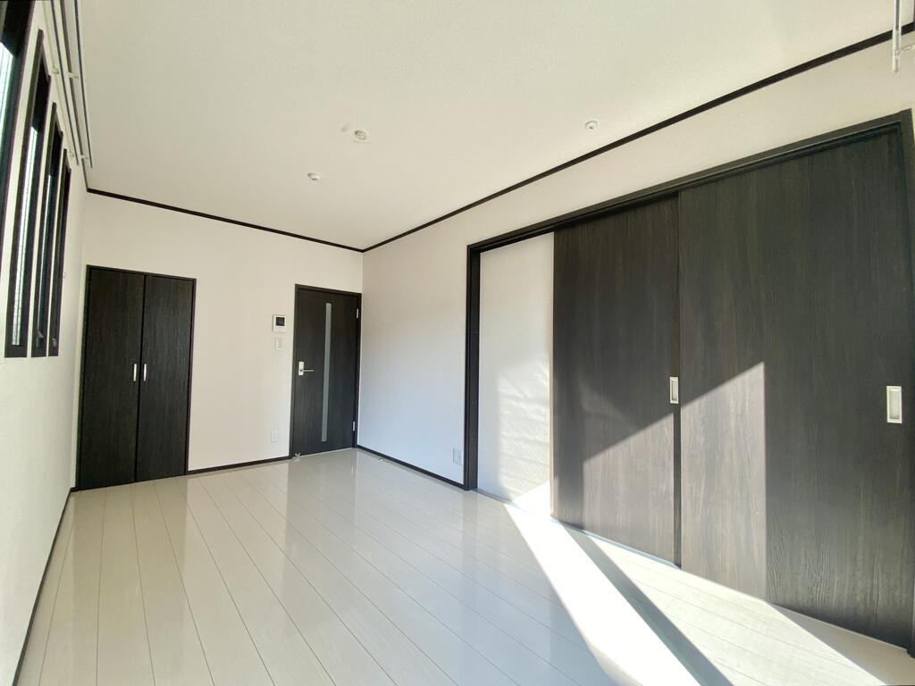 居室・リビング　同間取り反転タイプ参考画像です