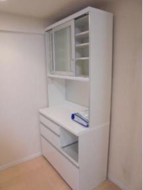 その他　★食器棚付き★