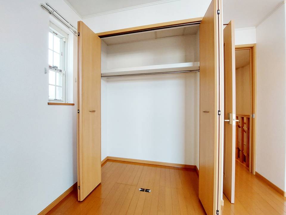 収納　クローゼット