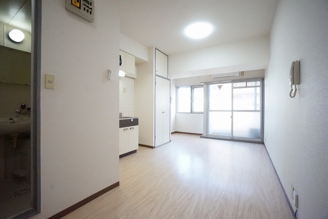 居室・リビング　別号室のお写真です。