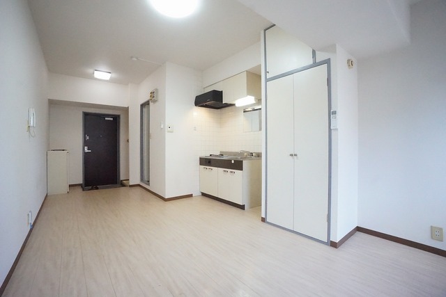 居室・リビング　別号室のお写真です。