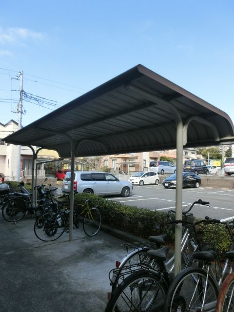 その他　敷地内駐輪場がございます