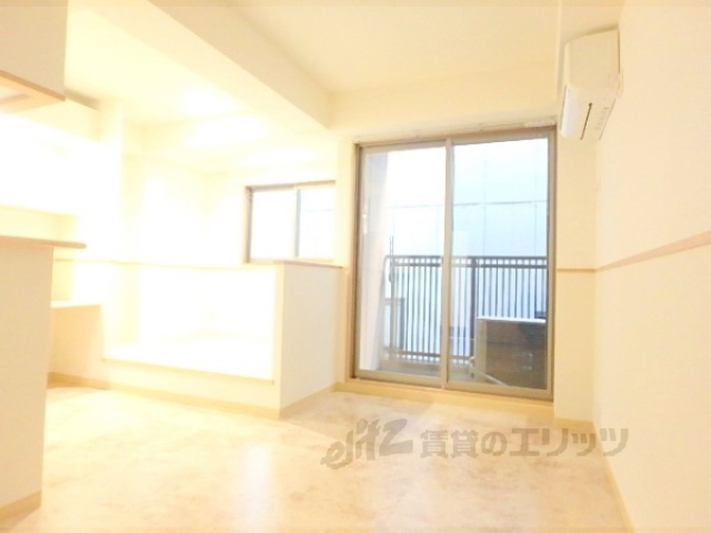 居室・リビング　洋室