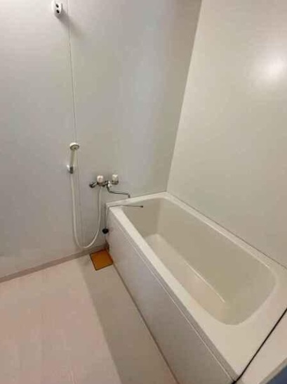 バス・シャワールーム　日々の疲れを癒すお風呂付です