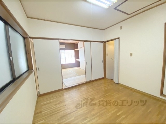 居室・リビング　洋室