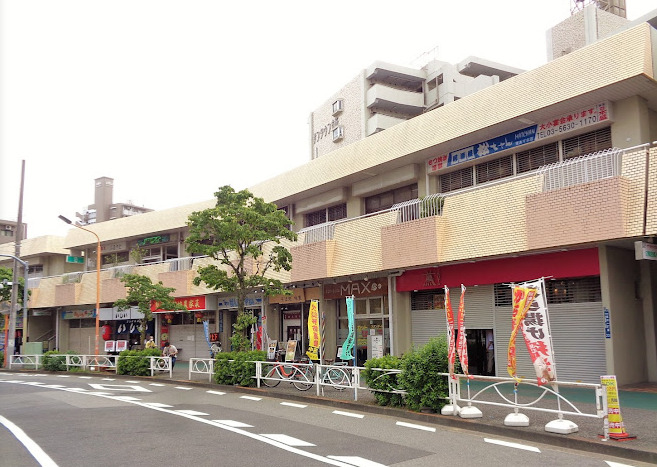 ショッピングセンター　サンタウン立花（ショッピングセンター）まで1105m