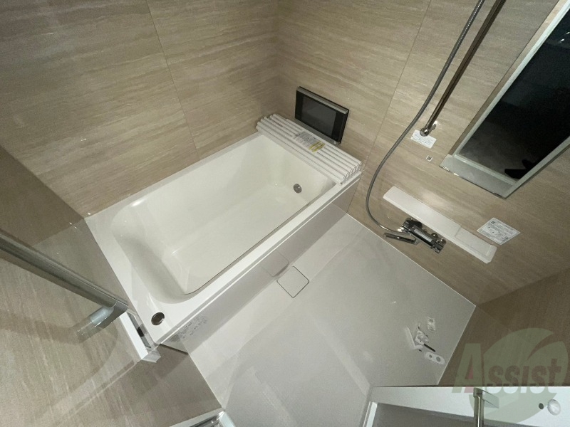 バス・シャワールーム　お風呂になります。一日の疲れを癒してくださいね。