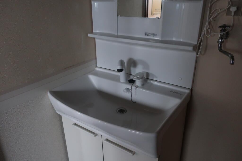 洗面設備　シャンプードレッサー