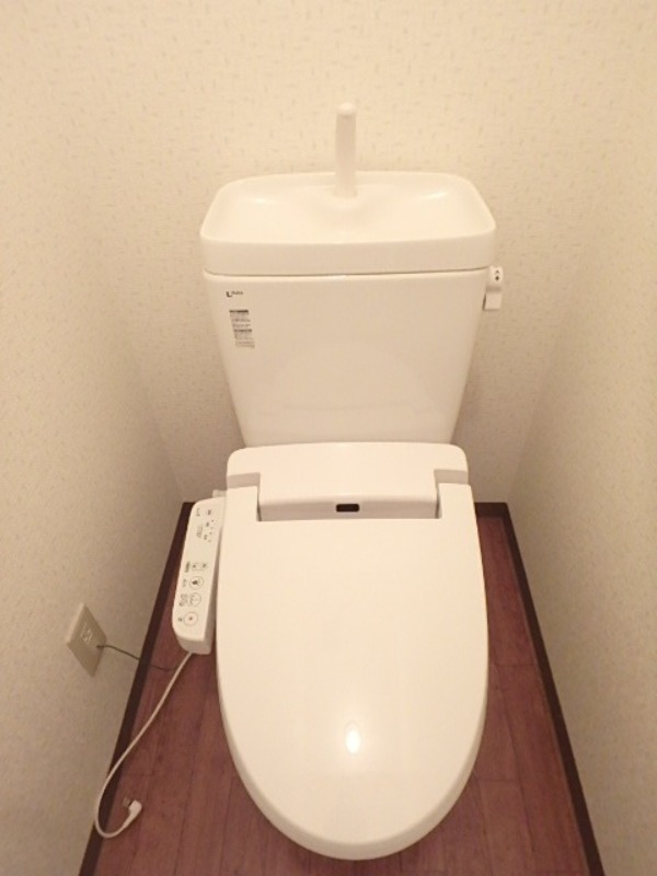 トイレ　図面と現状に相違がある場合には現状を優先