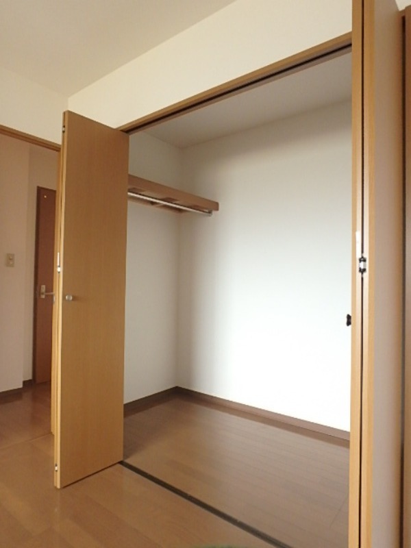 収納　図面と現状に相違がある場合には現状を優先