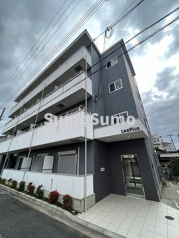 建物外観　落ち着いた雰囲気の外観です