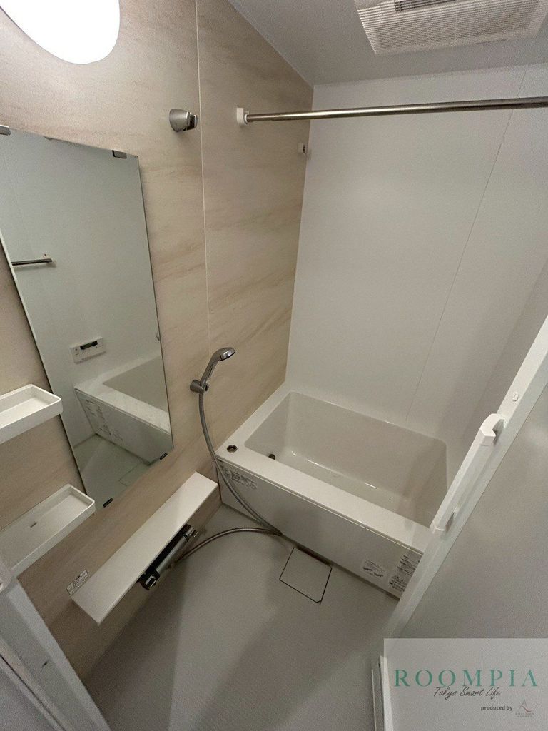 バス・シャワールーム　バス