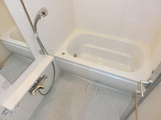 バス・シャワールーム　別部屋参考写真