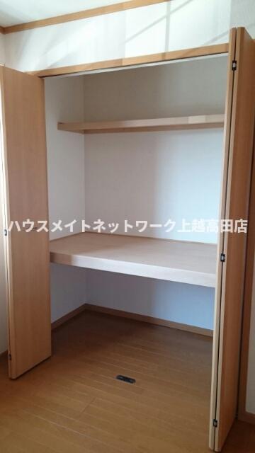 収納　クローゼット