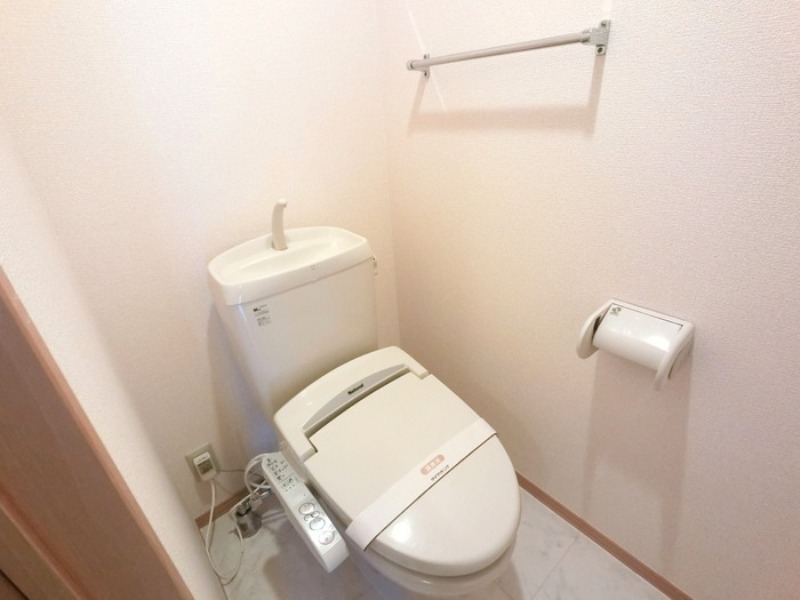 トイレ　図面と現状に相違がある場合には現状を優先