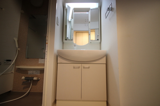 洗面設備　※別部屋の写真です
