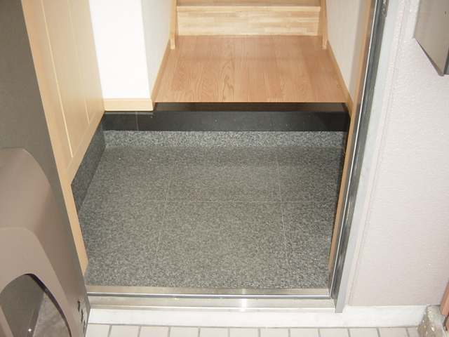 玄関　玄関