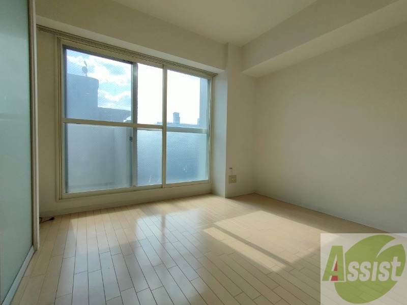 居室・リビング　広くてキレイなお部屋が広がっていて、充実した生活が送れそう。