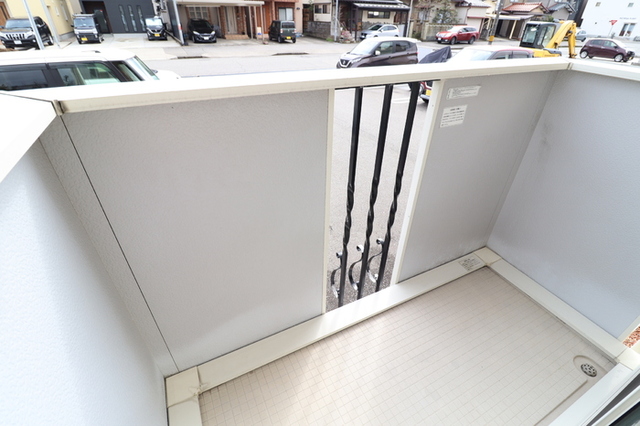 バルコニー　バルコニー