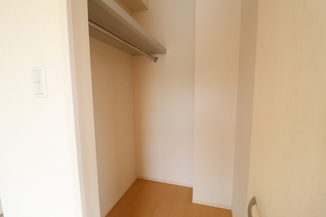 収納　ウォークインクローゼット