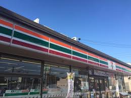 コンビニ　セブンイレブン一宮苅安賀店（コンビニ）まで992m