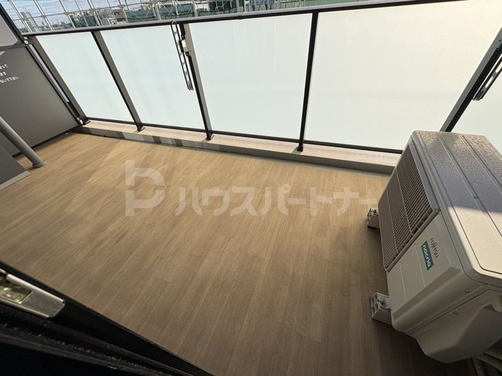 バルコニー　バルコニー