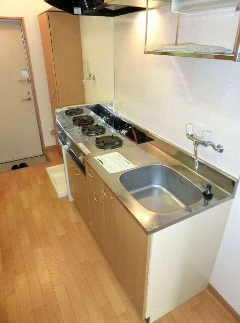 キッチン　※別部屋参考写真