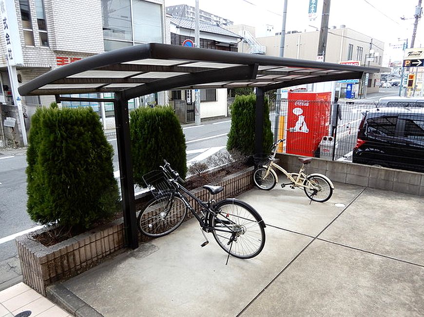 駐車場　駐輪場