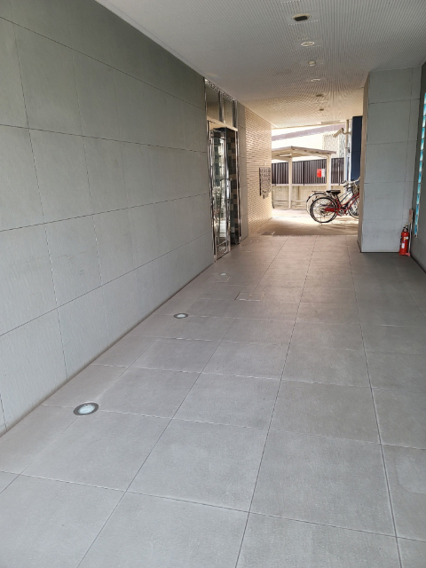 エントランス　反転タイプ