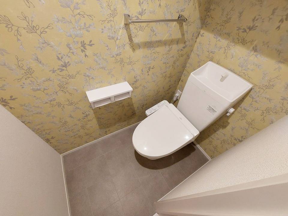 トイレ　トイレ