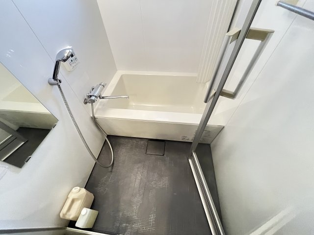 バス・シャワールーム　きれいなお風呂です