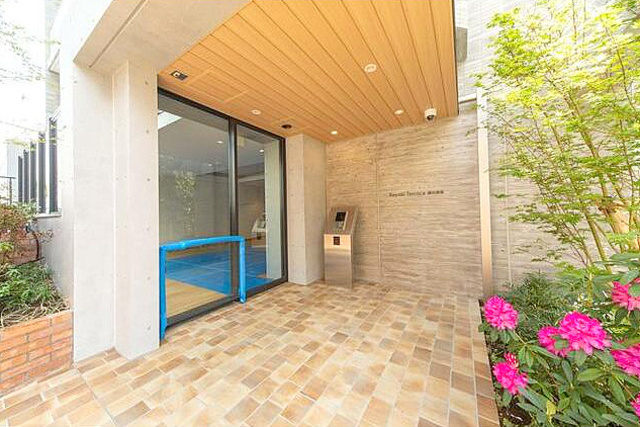 エントランス　エントランス